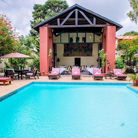 Hibiscus House Gambia Brufut Exterior foto