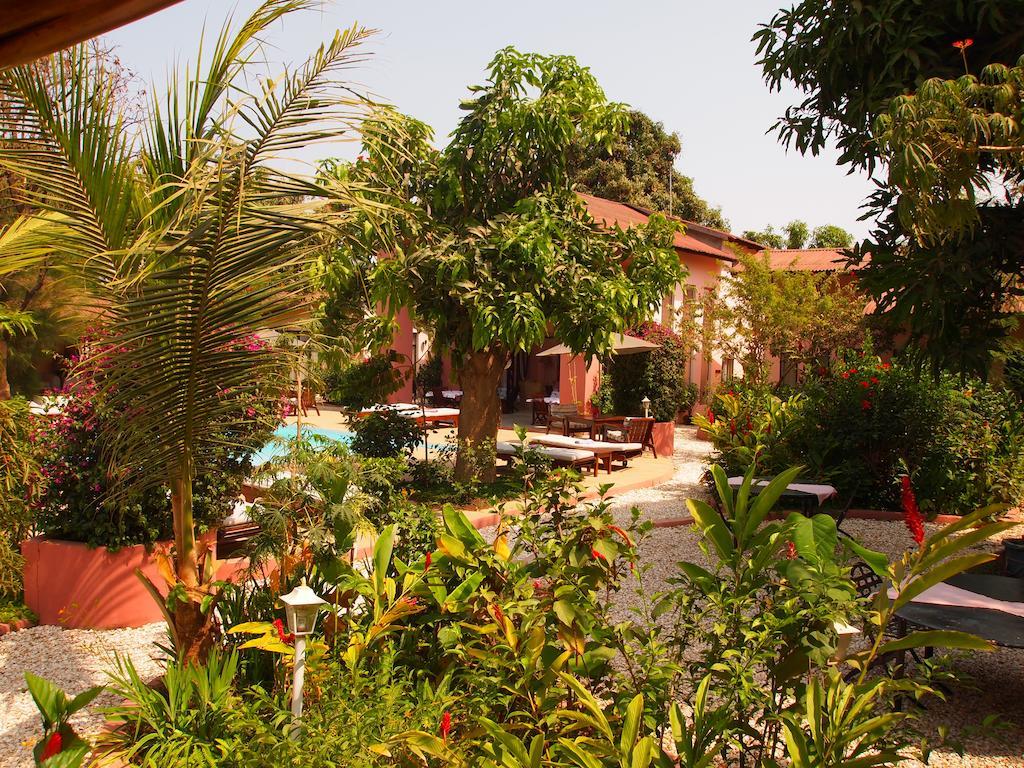 Hibiscus House Gambia Brufut Exterior foto