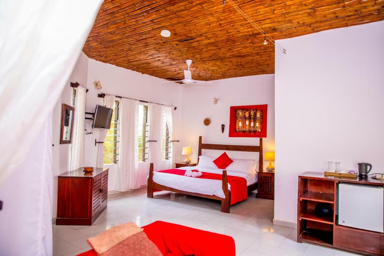 Hibiscus House Gambia Brufut Exterior foto