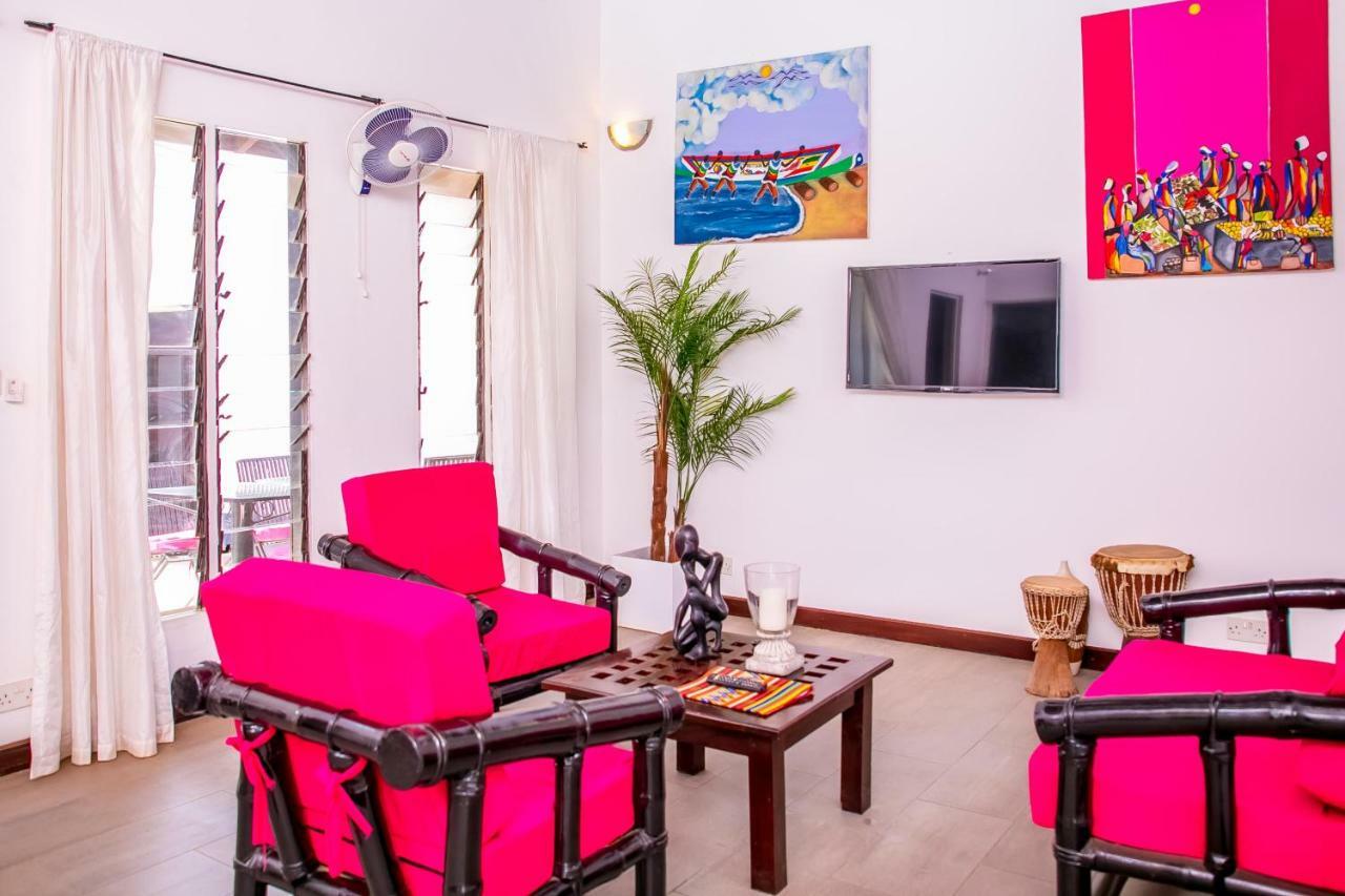 Hibiscus House Gambia Brufut Exterior foto